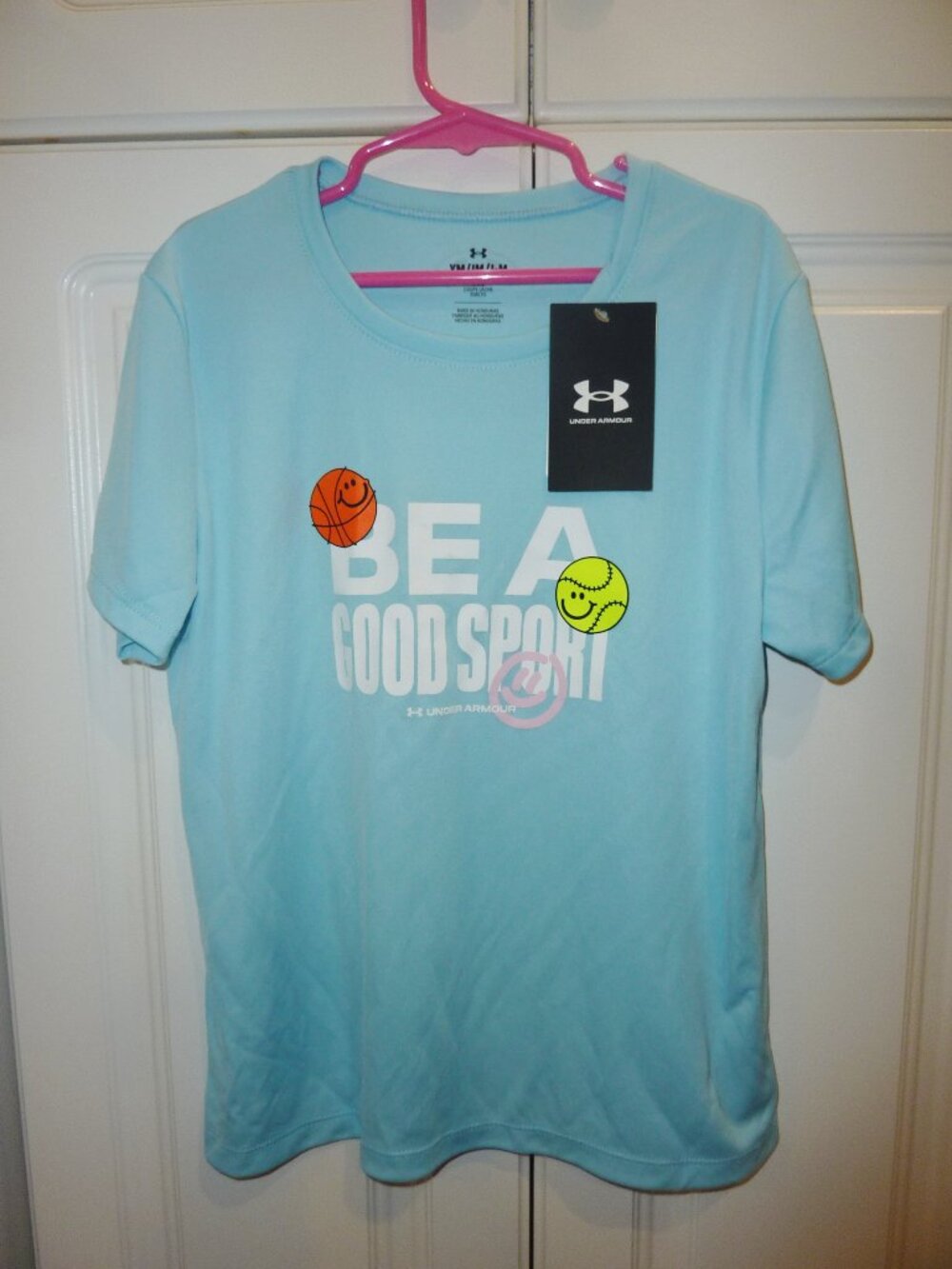 NWT Under Armour Youth Be A Good Sport Loose Fit Shirt Size Youth Medium